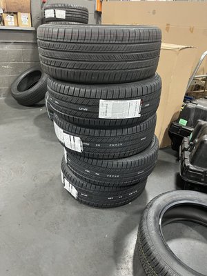 TOYOTA UNIVERSE - Updated July 2025 - 111 Photos & 542 Reviews - 1485 ...