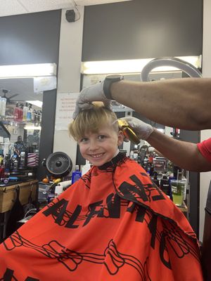 Cut N Up Barbershop, 9715 Crosshill Blvd, Ste 103, Jacksonville