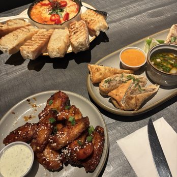 Colton's Social House - New American Near Me - Clovis, California