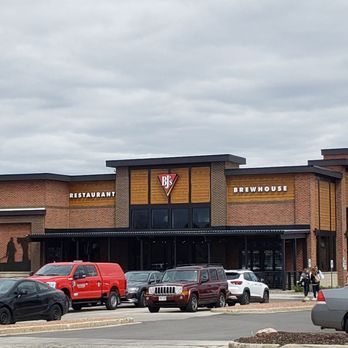 BJ's Restaurant & Brewhouse - Pizza Near Me - Brookfield, Wisconsin BJ's Restaurant & Brewhouse - Pizza Near Me - Brookfield, Wisconsin