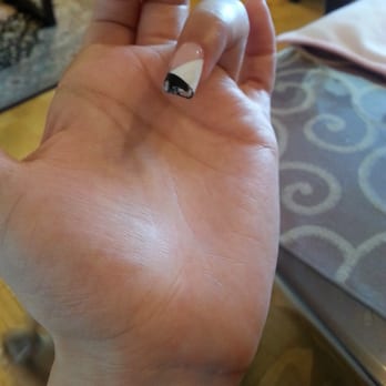 Spa Nails & Me - horrible job my 2 years old niece can do better - Nail Salons Near Me - Thornhill, Ontario Spa Nails & Me - horrible job my 2 years old niece can do better - Nail Salons Near Me - Thornhill, Ontario