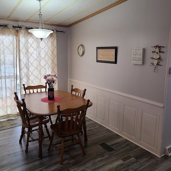 Paracca Interiors - a dining room - Carpeting Near Me - Valencia, Pennsylvania