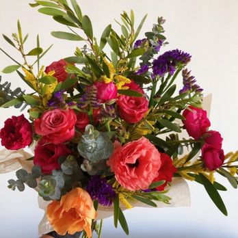 Poppy Cart - Floral Designers Near Me
