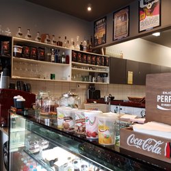Fruscolino Pizzeria Italiana - Counter