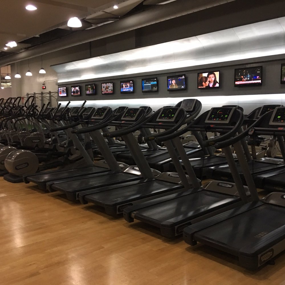 Fitness First - Treadmills + TVs - Gyms Near Me - Manila, NCR