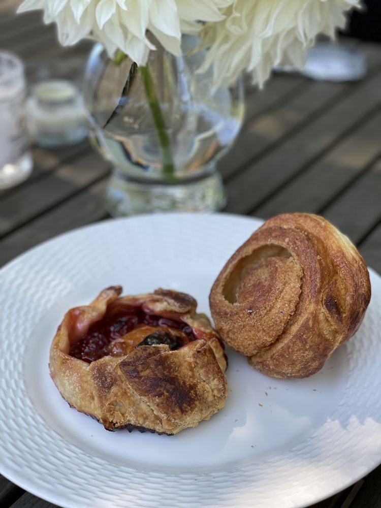 DOWNTOWN BAKERY & CREAMERY Updated October 2024 261 Photos & 408