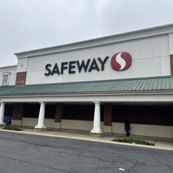 Safeway - Street view