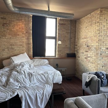 The Iron Horse Hotel - Comfy bed, beautiful brick interior - Hotels Near Me - Milwaukee, Wisconsin The Iron Horse Hotel - Comfy bed, beautiful brick interior - Hotels Near Me - Milwaukee, Wisconsin