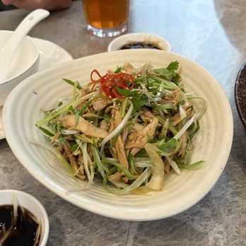Yum Long - Shredded Chicken W/ Scallion Oil - Chinese Near Me - Monterey Park, California Yum Long - Shredded Chicken W/ Scallion Oil - Chinese Near Me - Monterey Park, California