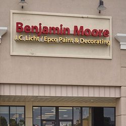 JC Licht Benjamin Moore Paint & Decor Store - Rolling Meadows
