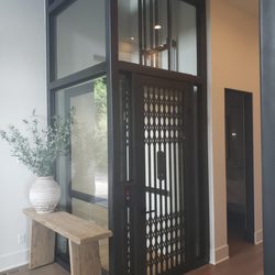 Arrow Lift - Glass home elevator