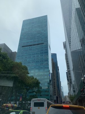 Salesforce Tower by null