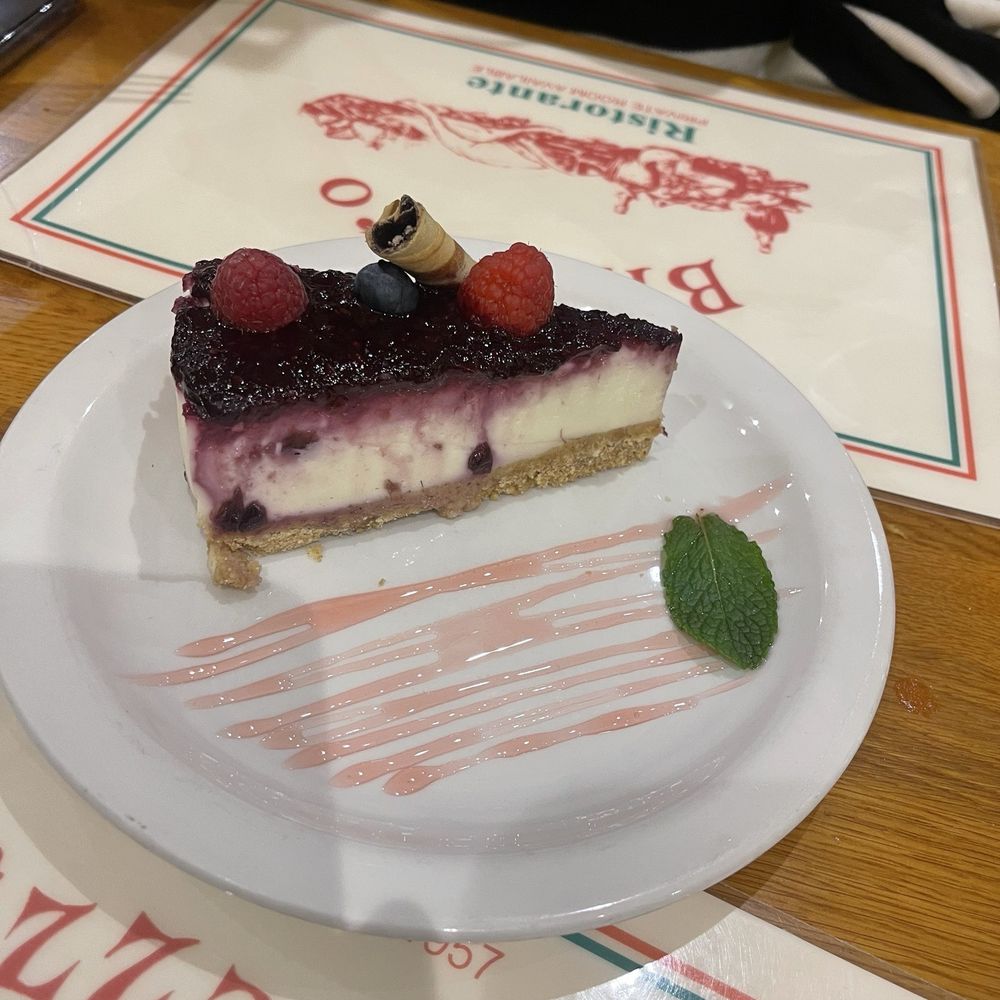 Bizzarro - Cheesecake of the Day - Italian Near Me - London, XGL Bizzarro - Cheesecake of the Day - Italian Near Me - London, XGL