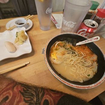 Sushi Jin Next Door - Sushi Bars Near Me - Woodbridge, Virginia