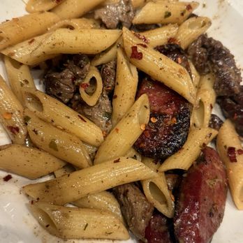 Smashing Grapes - Beef Tip Pasta - Wine Bars Near Me - Columbia, Maryland Smashing Grapes - Beef Tip Pasta - Wine Bars Near Me - Columbia, Maryland