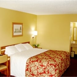 Vista Inn - VIsta Inn & Suites, Hermitage Tennessee, King Guestroom
