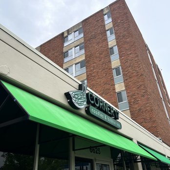 Corner 17 - Front of restaurant - Chinese Near Me - Saint Louis, Missouri