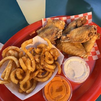 Fritzi Coop - Wing Classic Wings Combo - Chicken Wings Near Me - Los Angeles, California Fritzi Coop - Wing Classic Wings Combo - Chicken Wings Near Me - Los Angeles, California