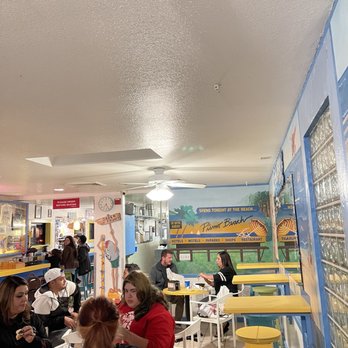 Splash Cafe - American Near Me - Pismo Beach, California Splash Cafe - American Near Me - Pismo Beach, California