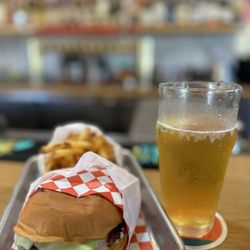 Hamburger Hut - Single cheeseburger