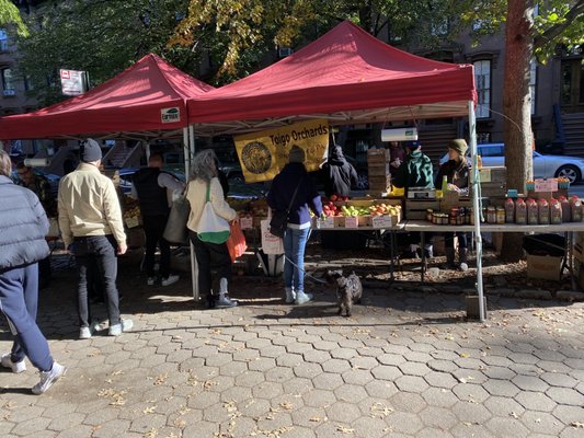 Fort Greene Park Greenmarket by null