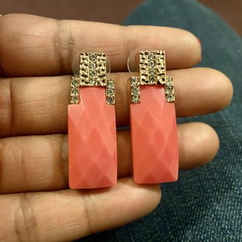 White Ocean Gallery - Loved these earrings! - Art Galleries Near Me - Vancouver, British Columbia White Ocean Gallery - Loved these earrings! - Art Galleries Near Me - Vancouver, British Columbia