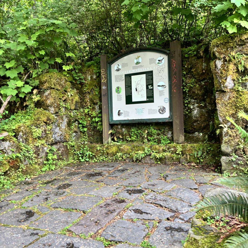 Wahkeena Falls - Signage - Parks Near Me - Troutdale, Oregon Wahkeena Falls - Signage - Parks Near Me - Troutdale, Oregon