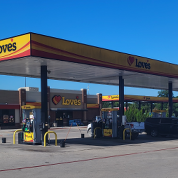 Love's Travel Stop - Convenience Stores Near Me - Bridgeport, Texas Love's Travel Stop - Convenience Stores Near Me - Bridgeport, Texas