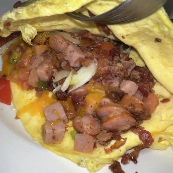 Guieb Cafe - Da Local Omelette the inside - New American Near Me - Honolulu, Hawaii