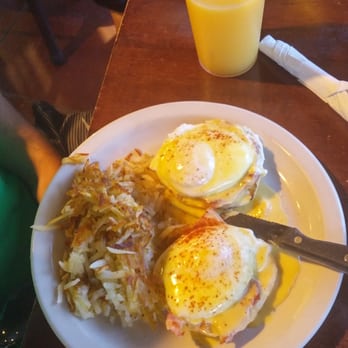 Kim & Patty's Cafe - Eggs benedict - Breakfast & Brunch Near Me - McHenry, Illinois Kim & Patty's Cafe - Eggs benedict - Breakfast & Brunch Near Me - McHenry, Illinois