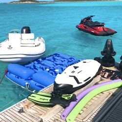 Water Toys included on Azimut 62 & 86 FT rentals
