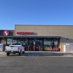 Safeway Fuel - Front