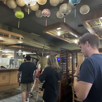 Pho Hung - Inside - Vietnamese Near Me - Portland, Oregon