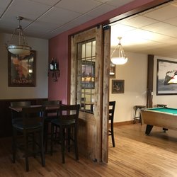 The Divide Restaurant & Lounge