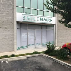 Smile Haus - SMILE HAUS office exterior