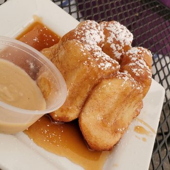 Blue's Egg + Bakery - Monkey bread - Breakfast & Brunch Near Me - Milwaukee, Wisconsin