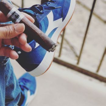 Cigar Art - Oak Cliff - Best cigar lounge in Dallas - Tobacco Shops Near Me - Dallas, Texas Cigar Art - Oak Cliff - Best cigar lounge in Dallas - Tobacco Shops Near Me - Dallas, Texas
