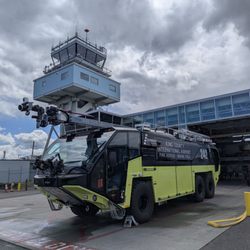King County International Airport - BFI - Fire truck