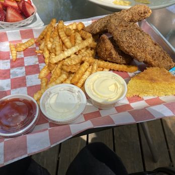 The Birdhouse - 3 chicken strips with fries and fruit - Wine Bars Near Me - New Braunfels, Texas The Birdhouse - 3 chicken strips with fries and fruit - Wine Bars Near Me - New Braunfels, Texas