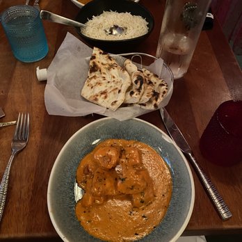 The Blue Taj - Chicken Tikka Masala with Naan - Indian Near Me - Charlotte, North Carolina The Blue Taj - Chicken Tikka Masala with Naan - Indian Near Me - Charlotte, North Carolina