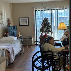 The Point at Rockridge - Her room during the holidays