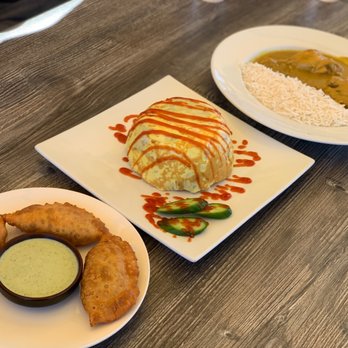 Prata House - 3 Piece Chicken Curry Puff, Nasi Goreng Pattaya, & Coconut Chicken Curry - Indian Near Me - West Covina, California Prata House - 3 Piece Chicken Curry Puff, Nasi Goreng Pattaya, & Coconut Chicken Curry - Indian Near Me - West Covina, California