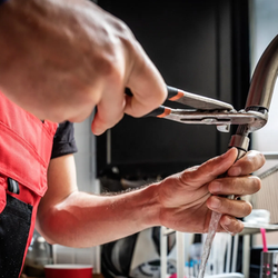 C & R Plumbing