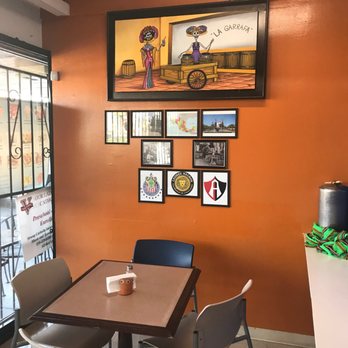 Garrafa - Ice Cream & Frozen Yogurt Near Me - Fresno, California