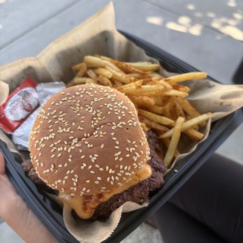 Wing Man - Classic Smash Burger with fries - Chicken Wings Near Me Wing Man - Classic Smash Burger with fries - Chicken Wings Near Me