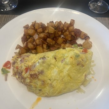 Gallery Restaurant - Make your own omelette - New American Near Me - Charlotte, North Carolina