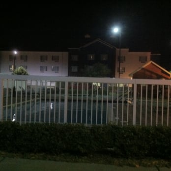 Fairfield by Marriott Inn & Suites Lawton - Outdoor pool - Hotels Near Me - Lawton, Oklahoma