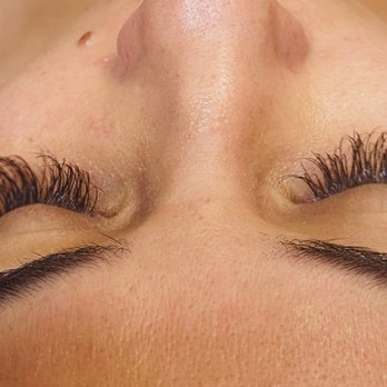 Redefine Eyebrows Threading - Eyelashes extensions - Waxing Near Me - Aurora, Colorado