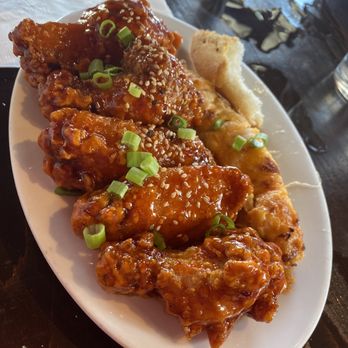 Morrow's - SWEET CHILI WINGS - Cajun/Creole Near Me - New Orleans, Louisiana