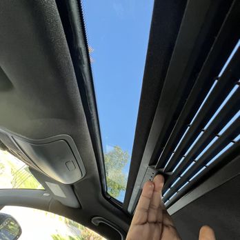 Key Auto Upholstery - The sunscreen working again smoothly - Auto Upholstery Near Me - Alexandria, Virginia